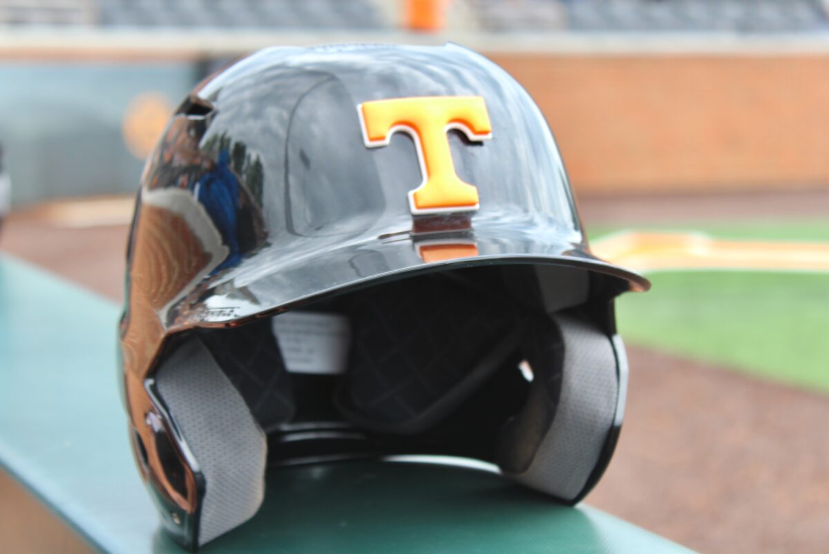 Robin Villeneuve commits to Tennessee baseball