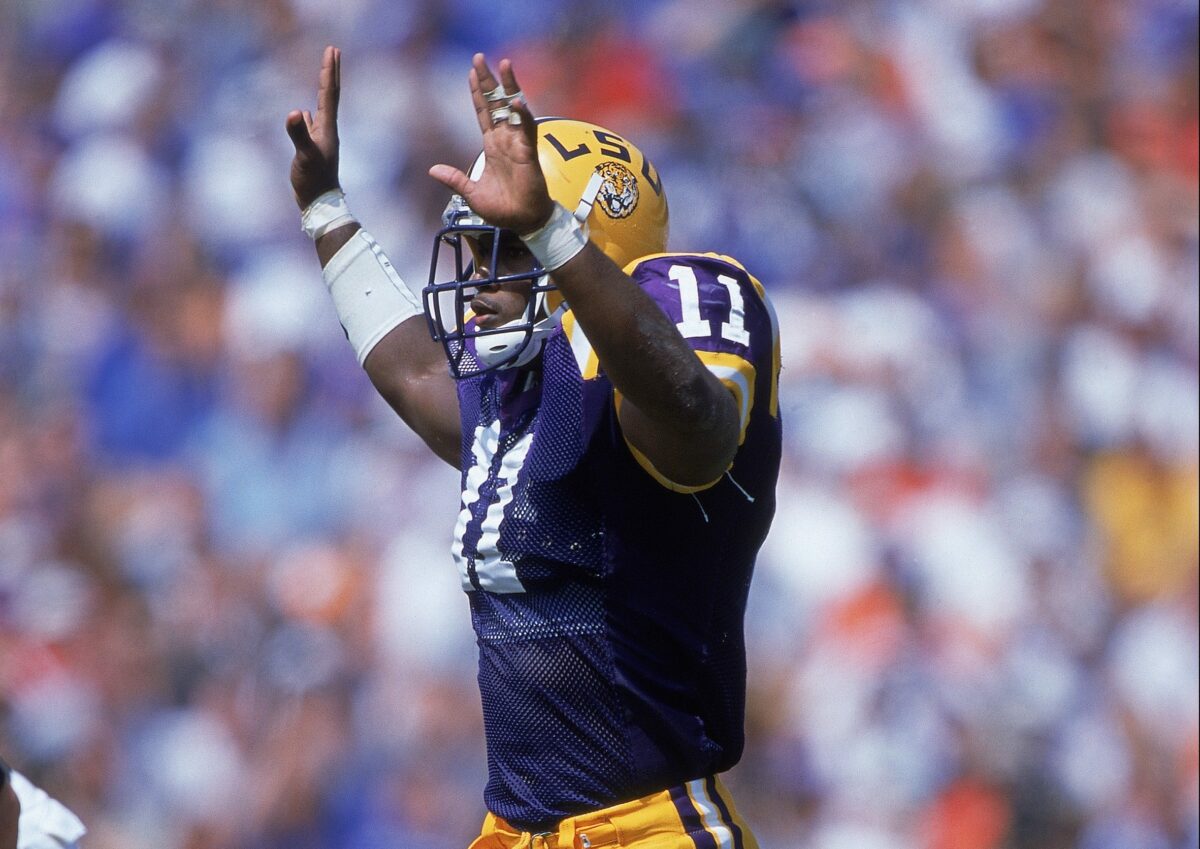 Former LSU LB Bradie James named to 2024 College Football Hall of Fame ballot