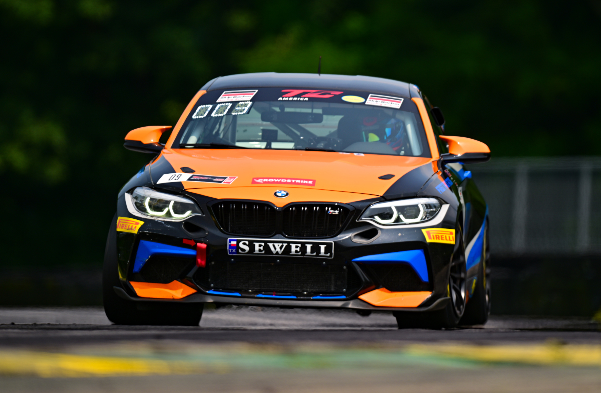Aust takes second consecutive TC America win at VIR