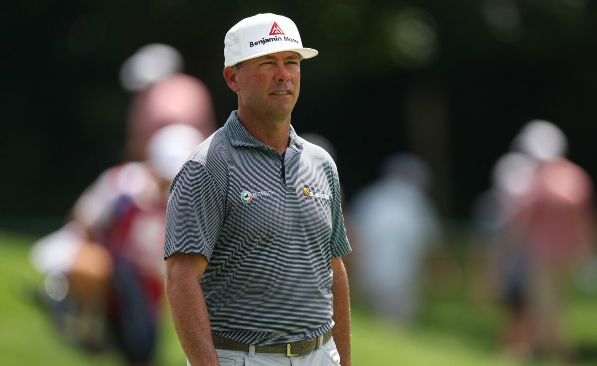 Chez Reavie watched highlights of himself at the Travelers while at a Cheesecake Factory and everyone loved it