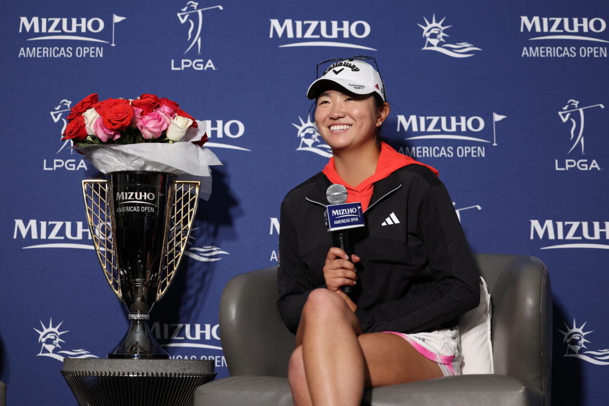Nichols: Dear LPGA, it’s time to give Rose Zhang the rookie and player of the year points she deserves for winning the Mizuho