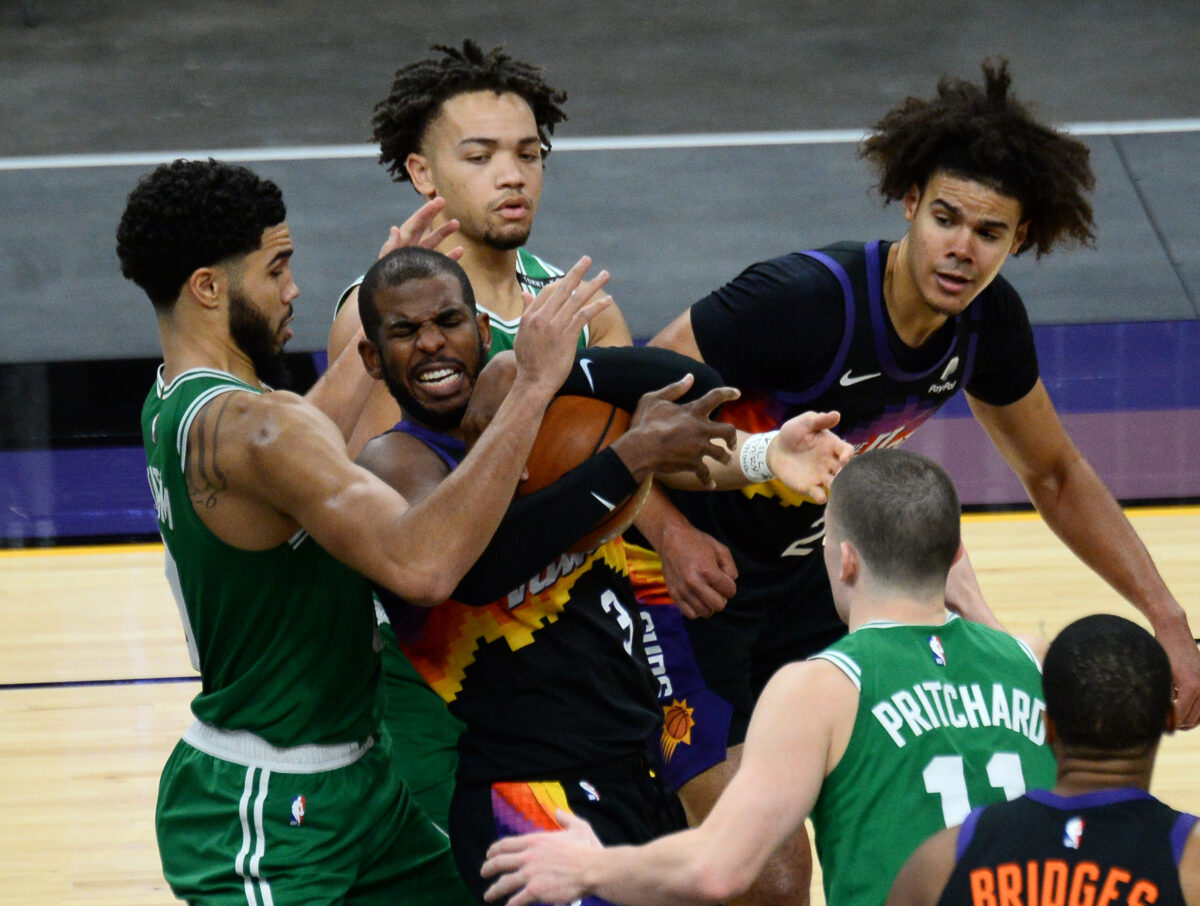Washburn: The Boston Celtics should pursue Phoenix Suns’ Chris Paul
