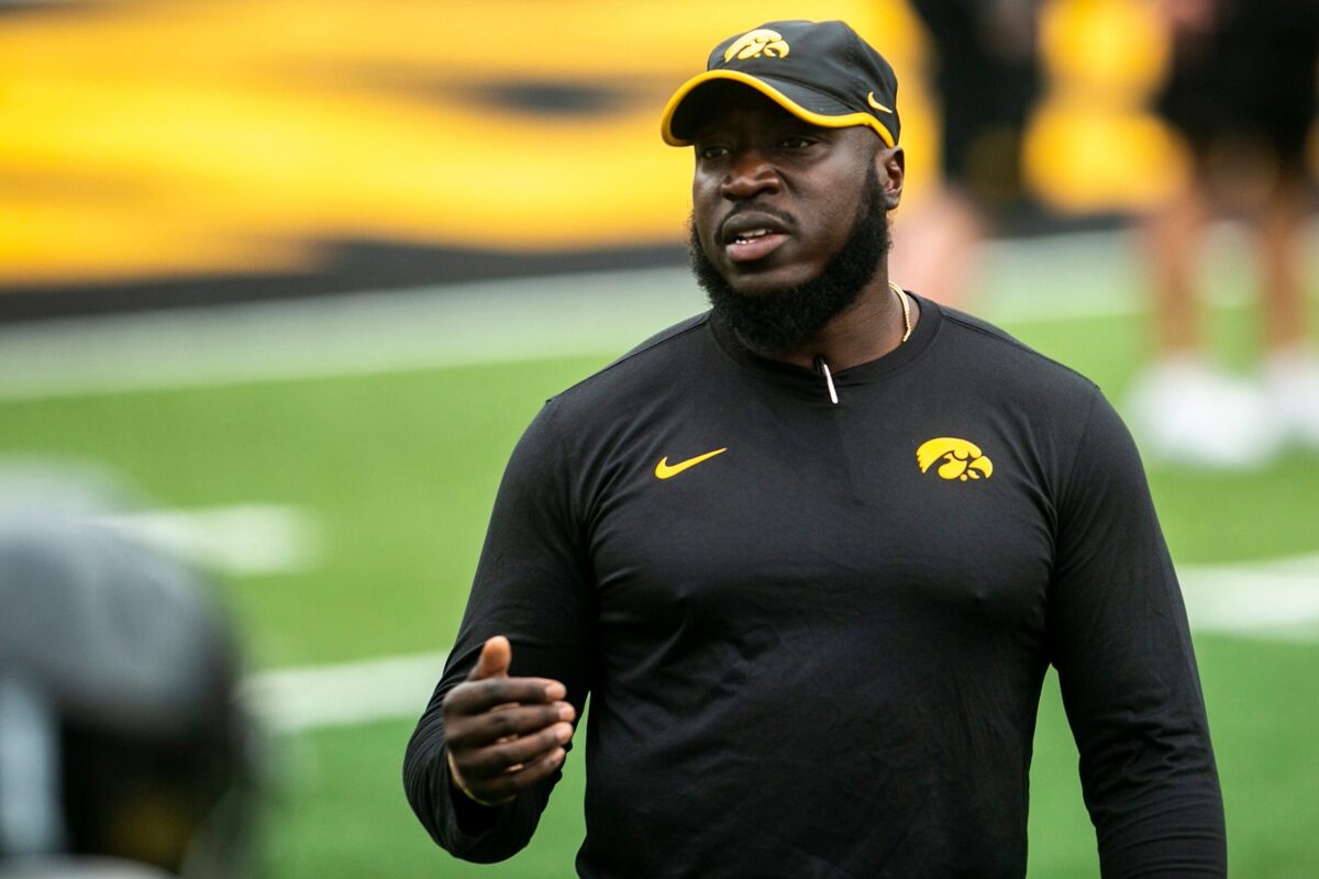 Iowa Hawkeyes offer sets off flurry from Big Ten West rivals for 2024 TE Michael Burt