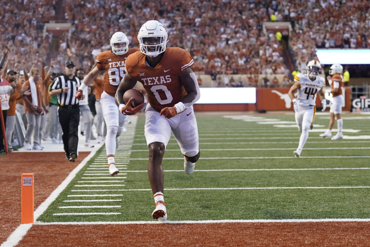 CBS Sports projects Texas to lose two Big 12 games in 2023