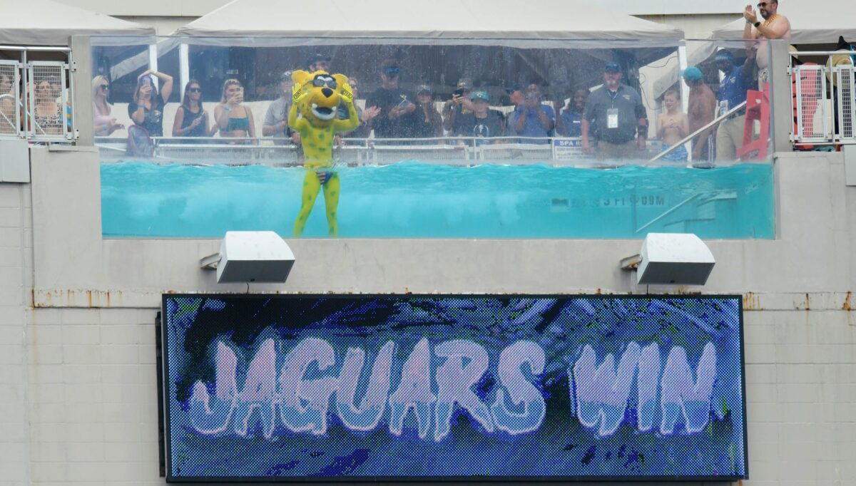 Jaguars ‘keeping the pools, for sure’ in stadium renovation, says design firm