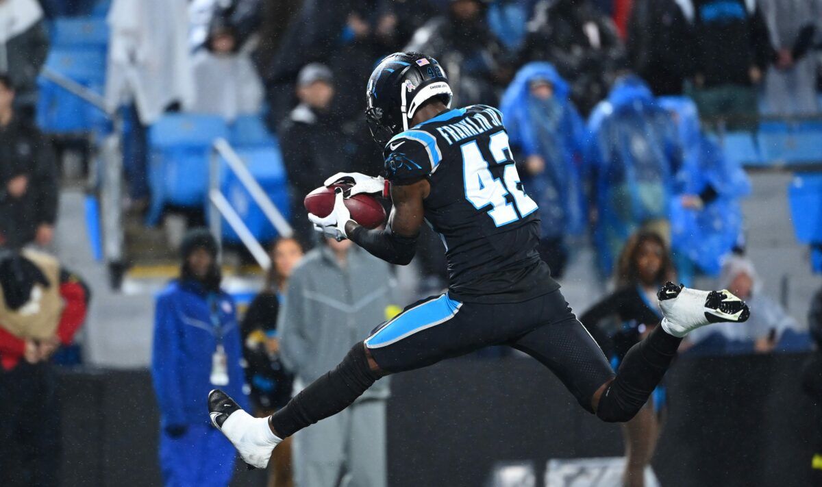 NFL analyst praises Panthers’ Sam Franklin as best special teams gunner