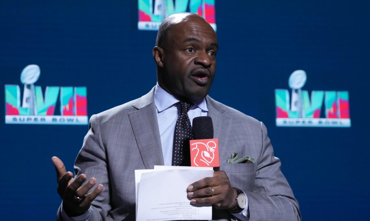 5 facts about new NFLPA executive director Lloyd Howell, who will succeed DeMaurice Smith