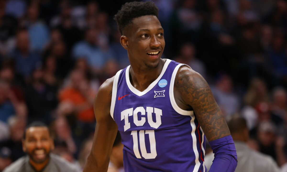 Lakers sign guard Damion Baugh to Exhibit 10 contract