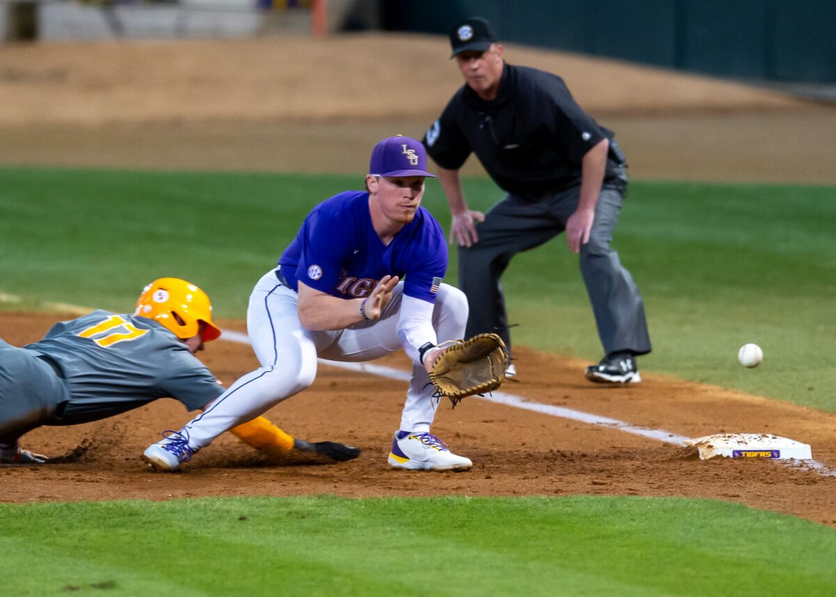 LSU to face Tennessee in College World Series opener