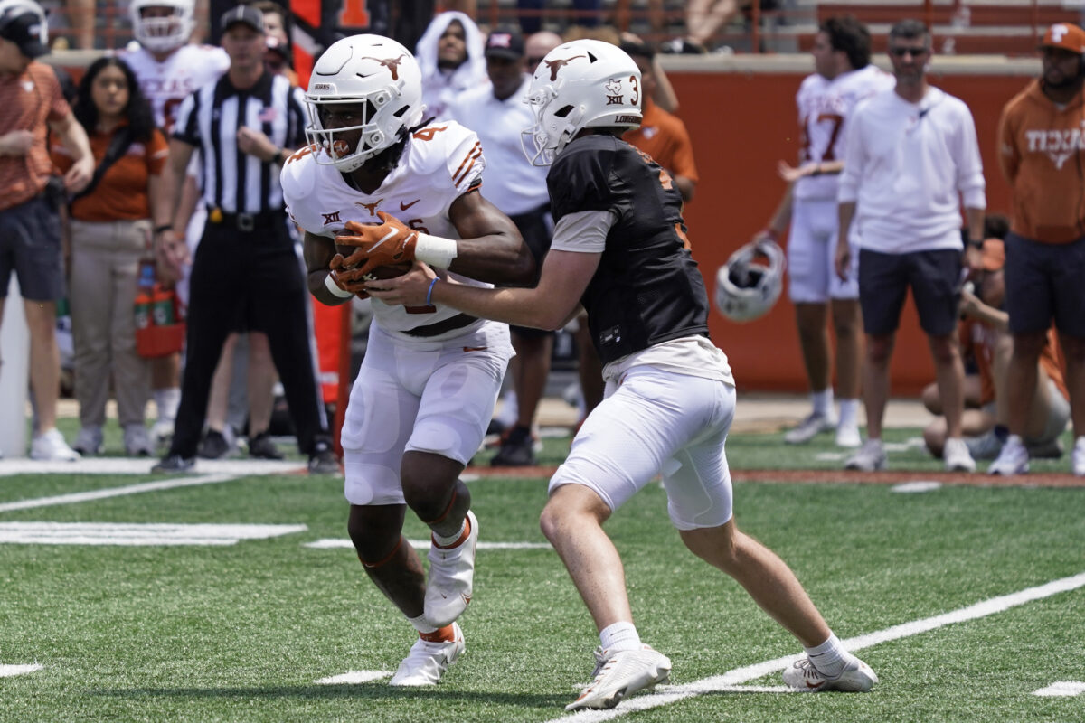 Four-star RB Jerrick Gibson commits to Texas