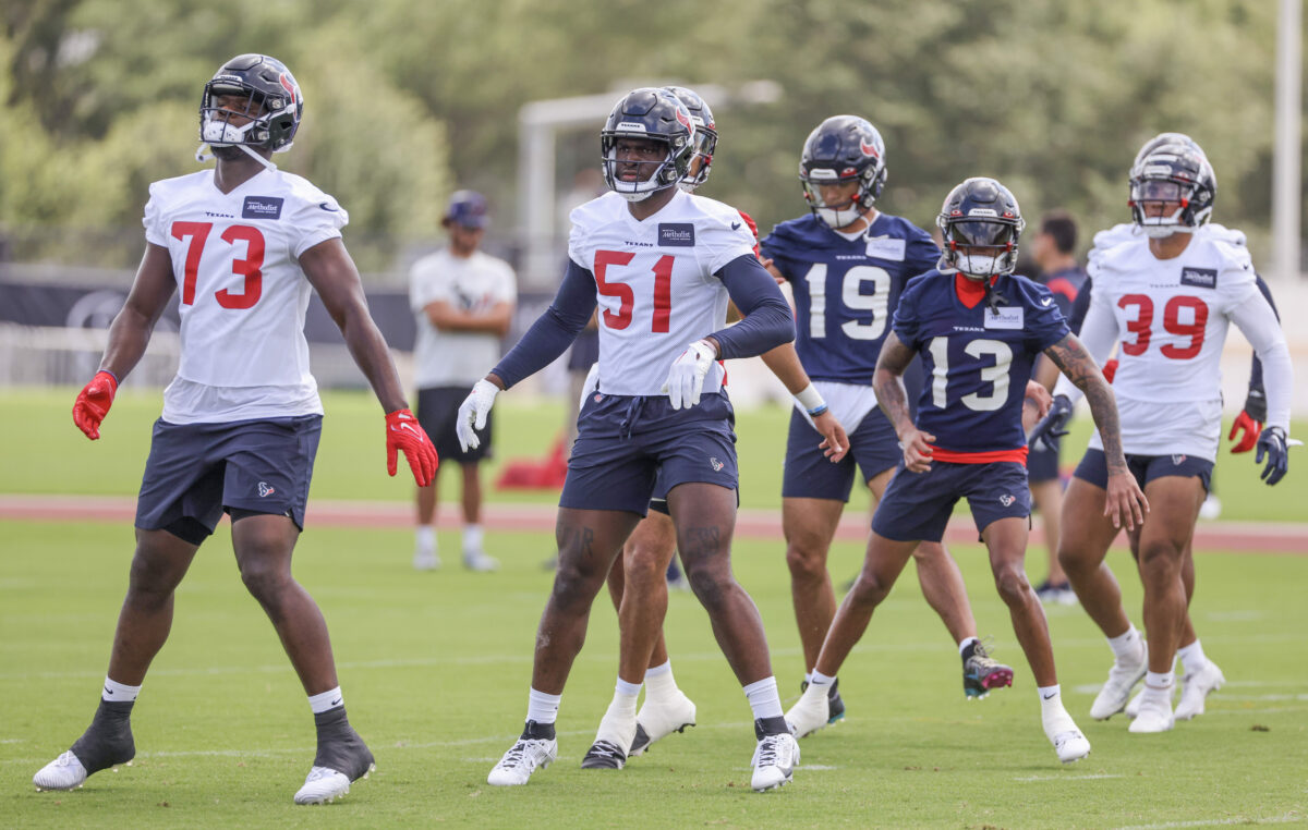 DE Jerry Hughes says Texans rookies are vocal, asking questions