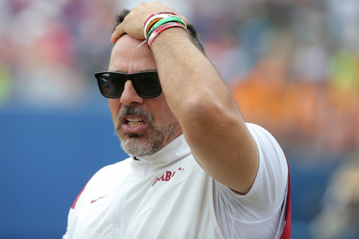 Alabama softball falls to Tennessee 10-5 in opening game of WCWS