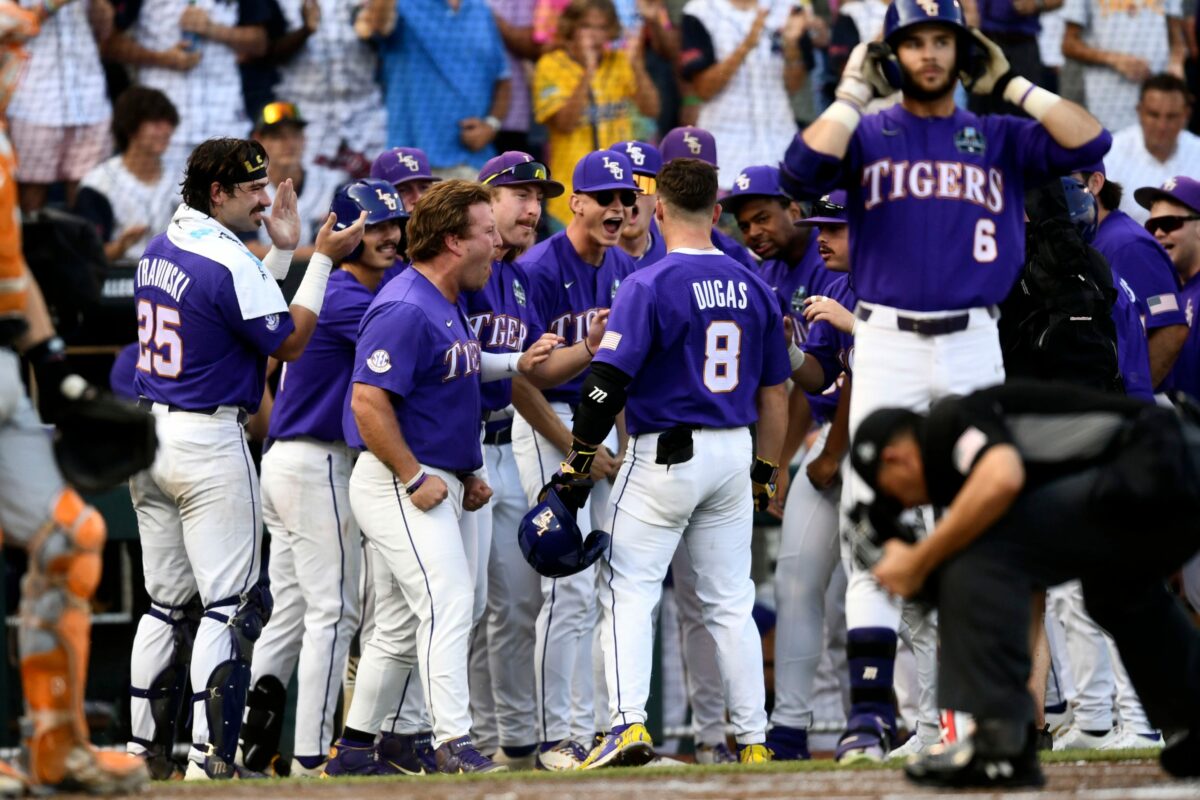 Twitter reacts as LSU takes down Tennessee in Game 1 at College World Series in Omaha