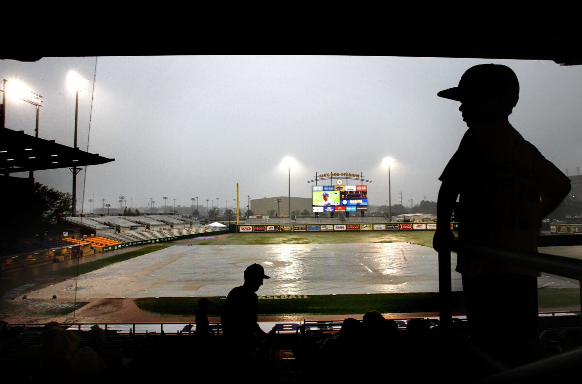 LSU baseball’s regional game vs. Oregon State in a weather delay
