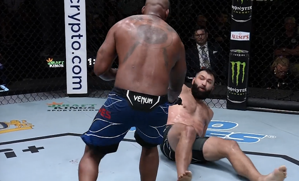 UFC on ESPN 45 video: Don’Tale Mayes spoils Andrei Arlovski’s 40th UFC fight with TKO