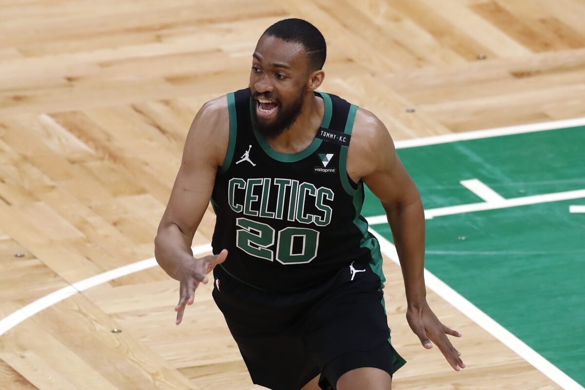 Former Celtics forward Jabari Parker reportedly working out with the Phoenix Suns