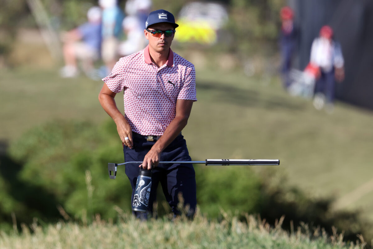 About that water bottle? Rickie Fowler’s explanation at 2023 U.S. Open is pretty simple