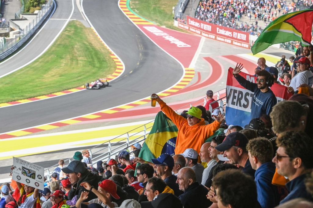 Majority don’t want Eau Rouge changed, Russell insists