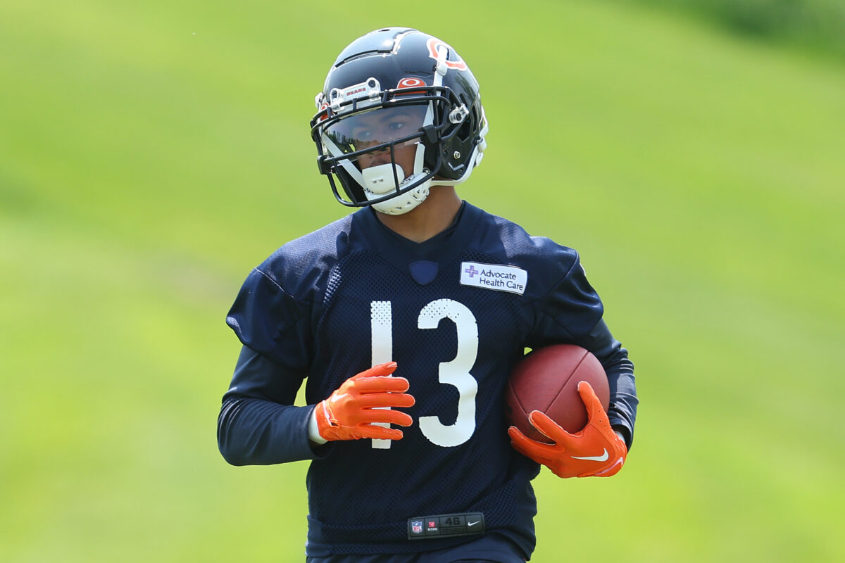 WATCH: Bears rookies Tyler Scott and Terell Smith battle in camp drills