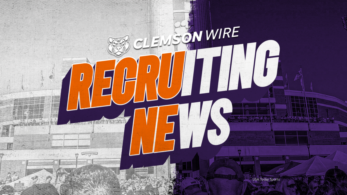 5-star Clemson wide receiver target commits to Tennessee