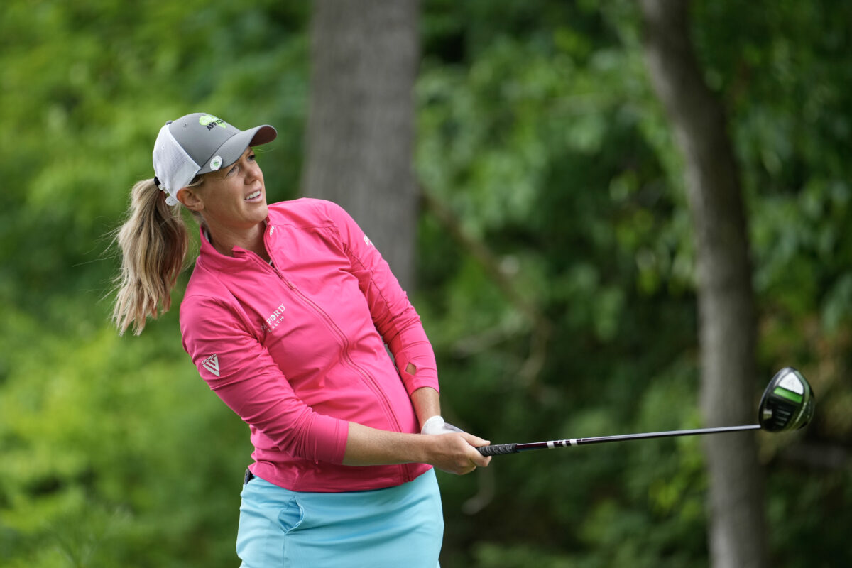 Amy Olson prepares to play in U.S. Women’s Open while seven months pregnant