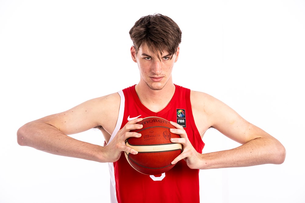 Who is Olivier Rioux, the 7-foot-6 teenager?