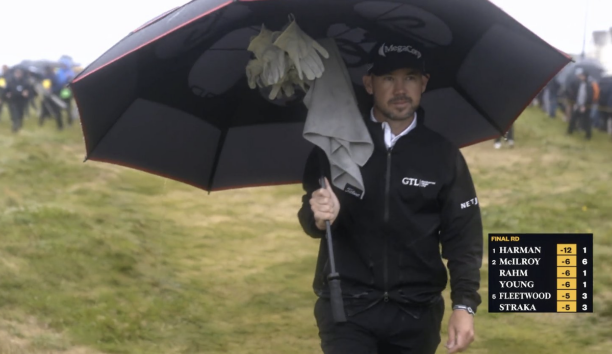 Brian Harman’s comical number of gloves stored under his umbrella had fans making so many jokes