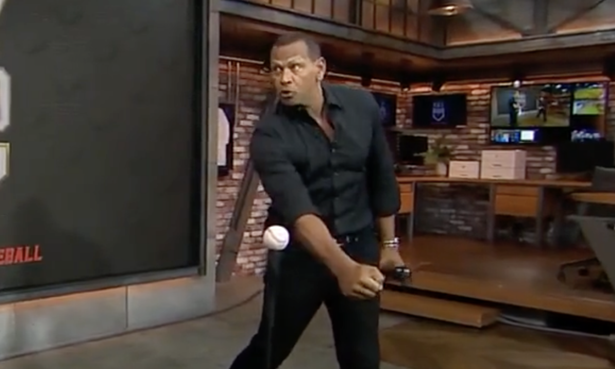 Alex Rodriguez had an awful ‘little person’ analogy for hitting during Sunday Night Baseball