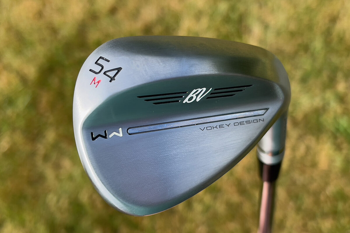 See close-up images of Titleist’s limited-edition 54-degree M Grind wedge