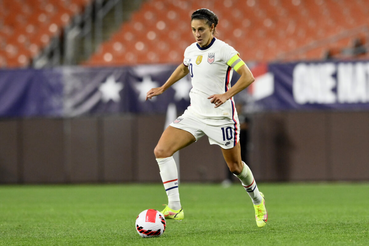 When did Carli Lloyd retire from the USWNT?