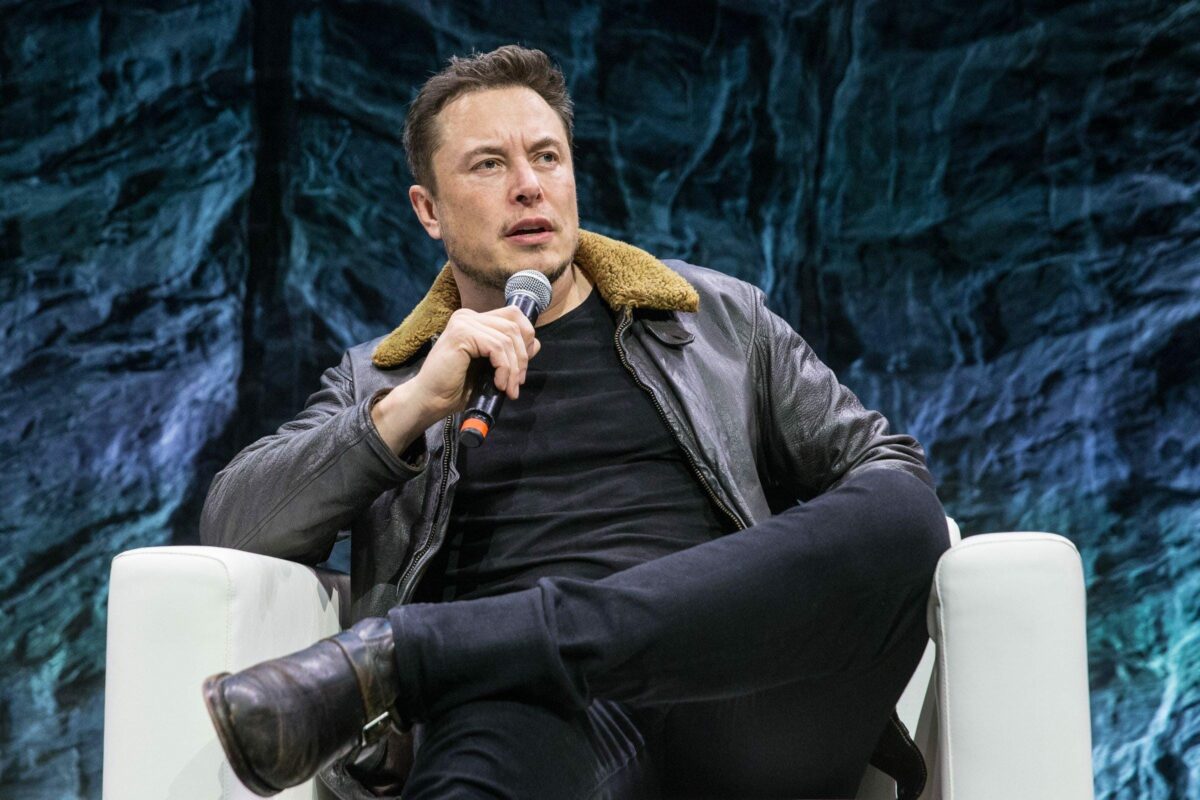 Elon Musk said he’d rebrand Twitter’s logo to X and everyone was baffled