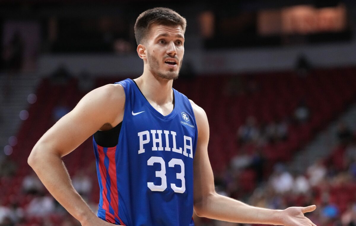 76ers sign forwards Filip Petrusev, Azuolas Tubelis to contracts