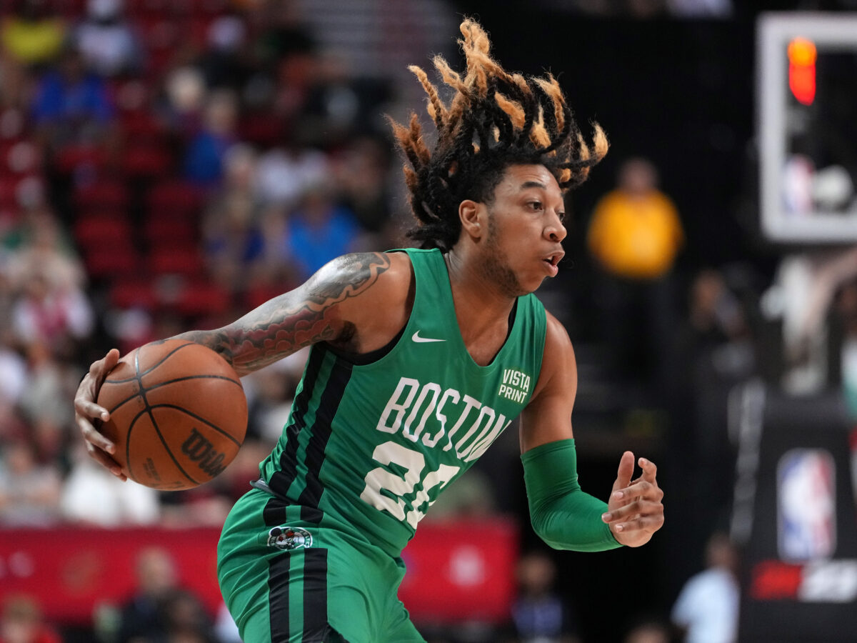 Boston Celtics announce re-signing of JD Davison to two way deal