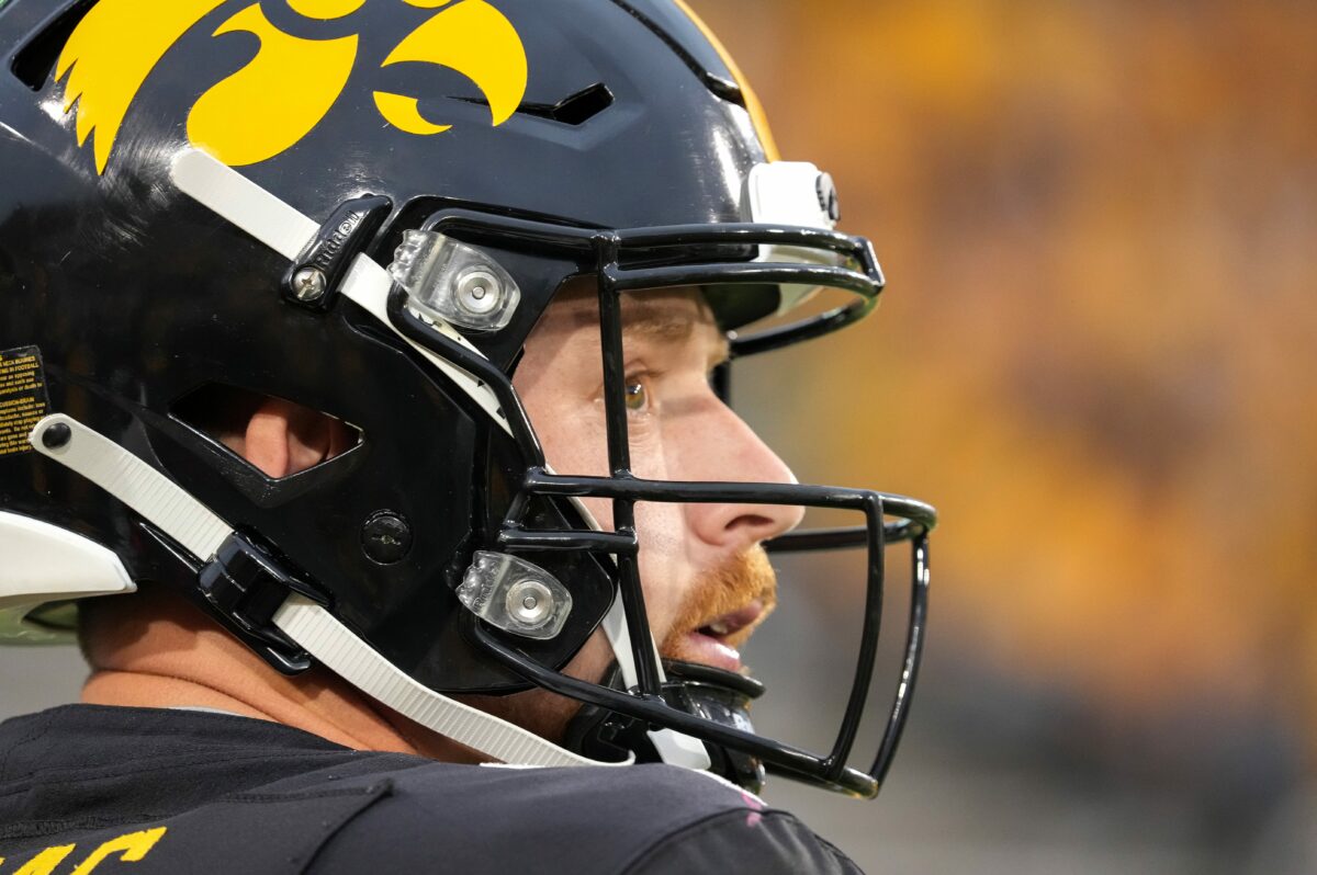 Why Spencer Petras returning in 2023 is great news for Iowa