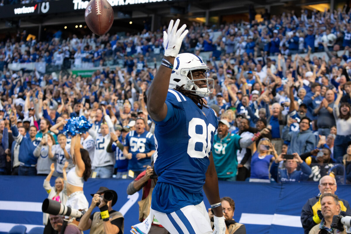 Are Colts tight ends stash options in fantasy leagues?