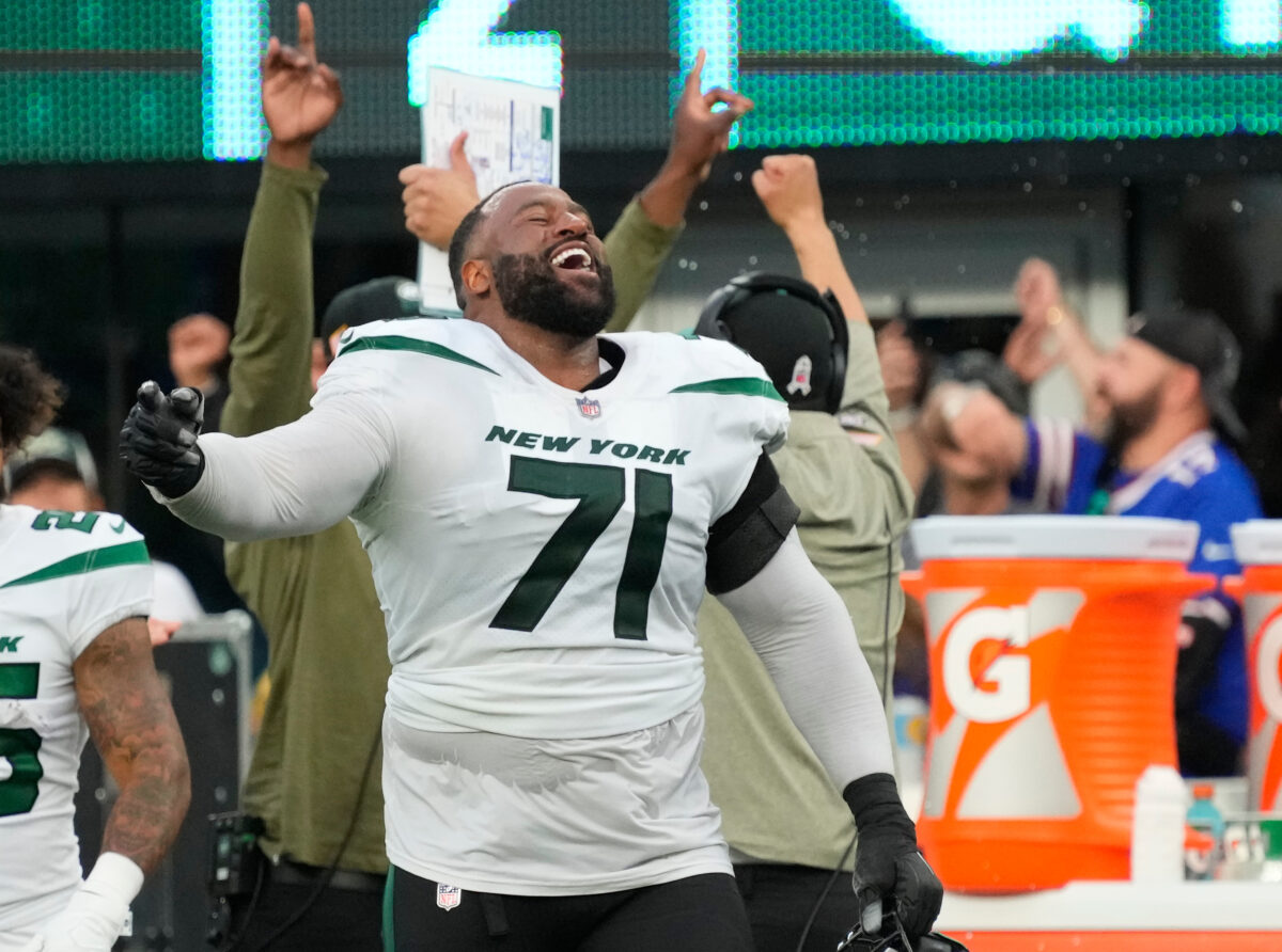 Jets place Duane Brown on PUP list
