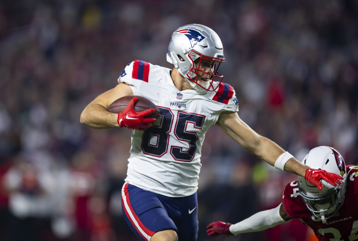 Mike Gesicki or Hunter Henry: Which Patriots TE should fantasy owners target?