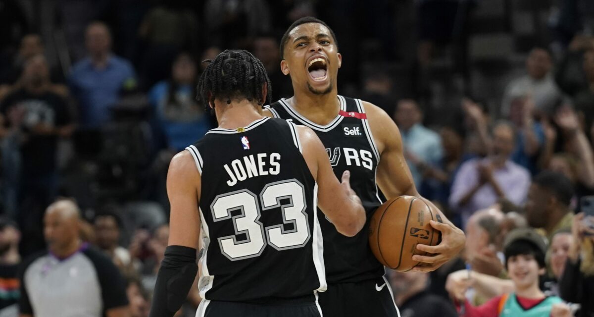 Who should start for the Spurs: Tre Jones or Keldon Johnson?
