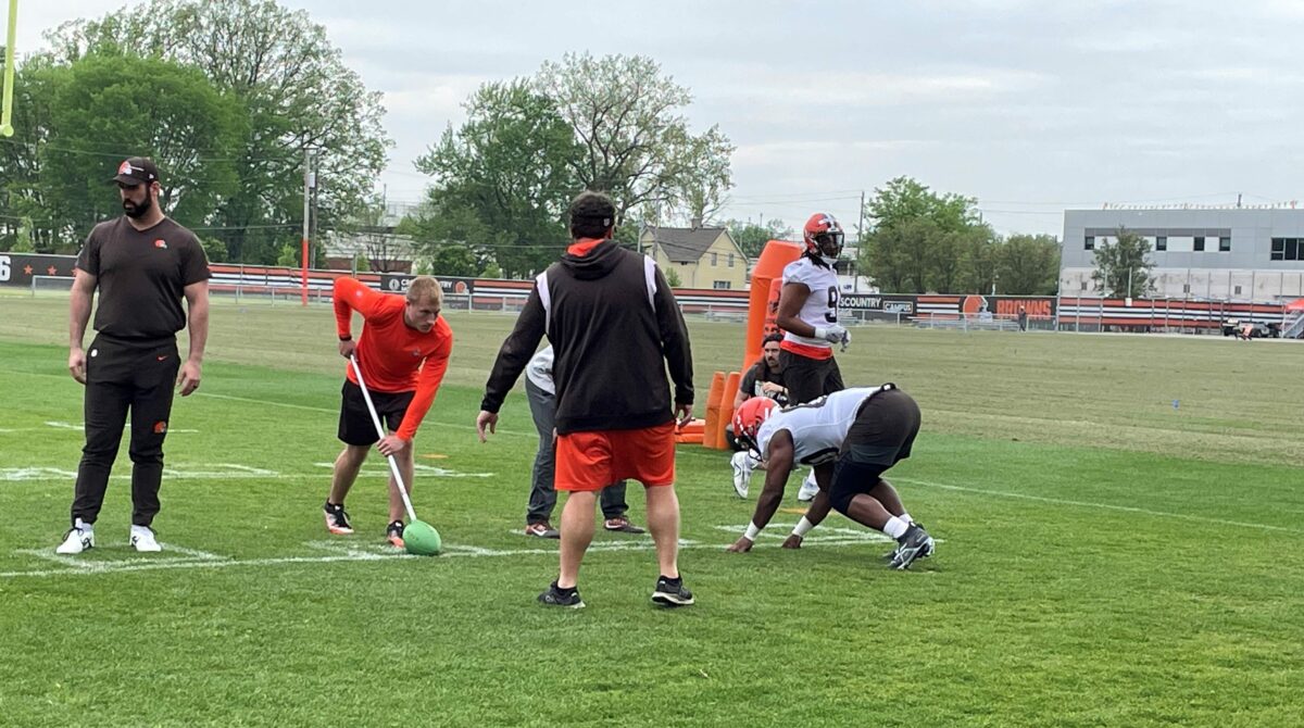 Sights and sounds from the first padded Browns practice of camp