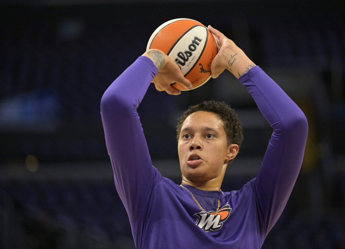 WNBA Twitter shows support for Brittney Griner during absence from Mercury