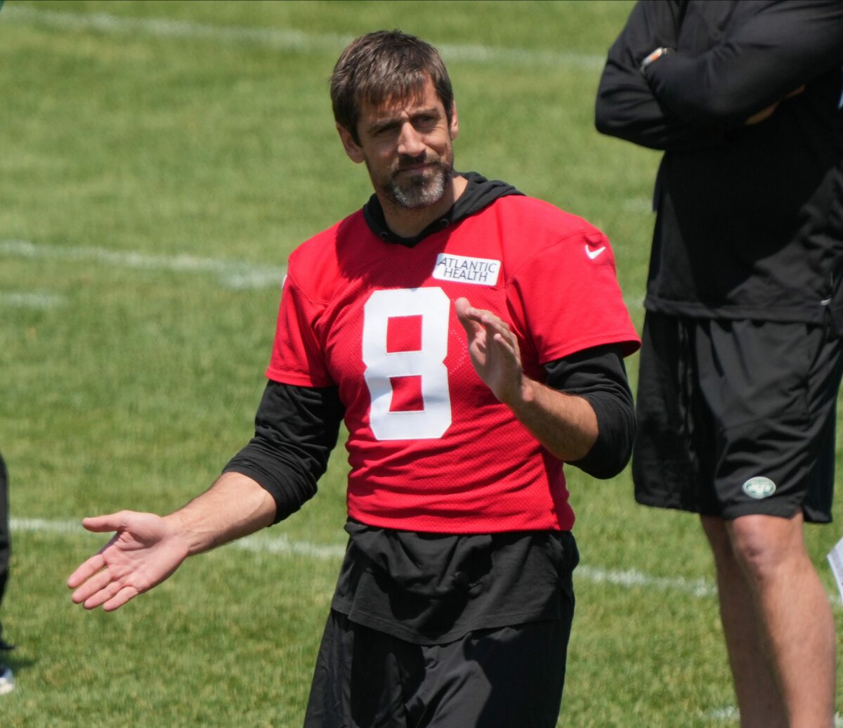 Aaron Rodgers seems to hint at staying longer than one year with Jets