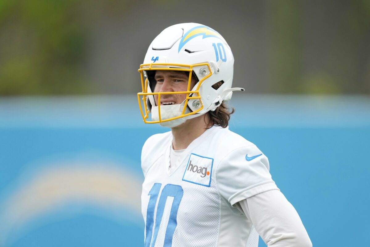 Sights and sounds from Chargers training camp: Day 1