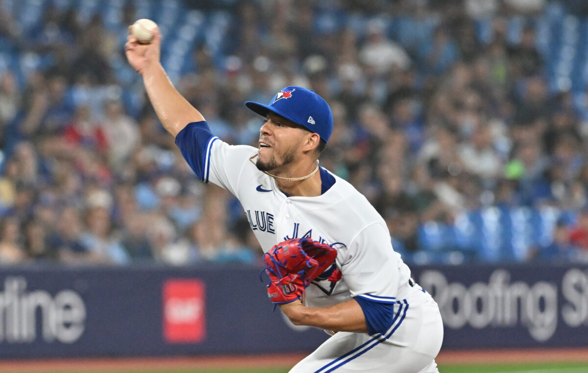 Toronto Blue Jays at Chicago White Sox Game 1 odds, picks and predictions