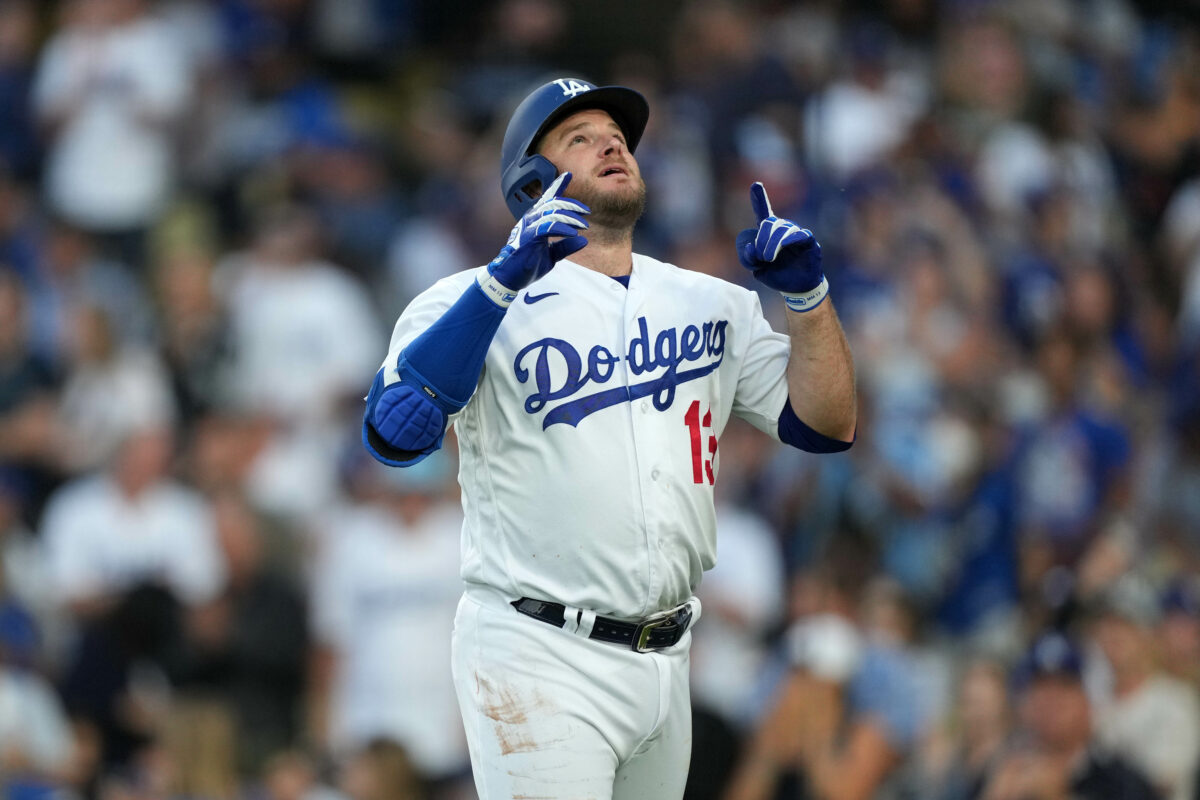 Pittsburgh Pirates at Los Angeles Dodgers odds, picks and predictions