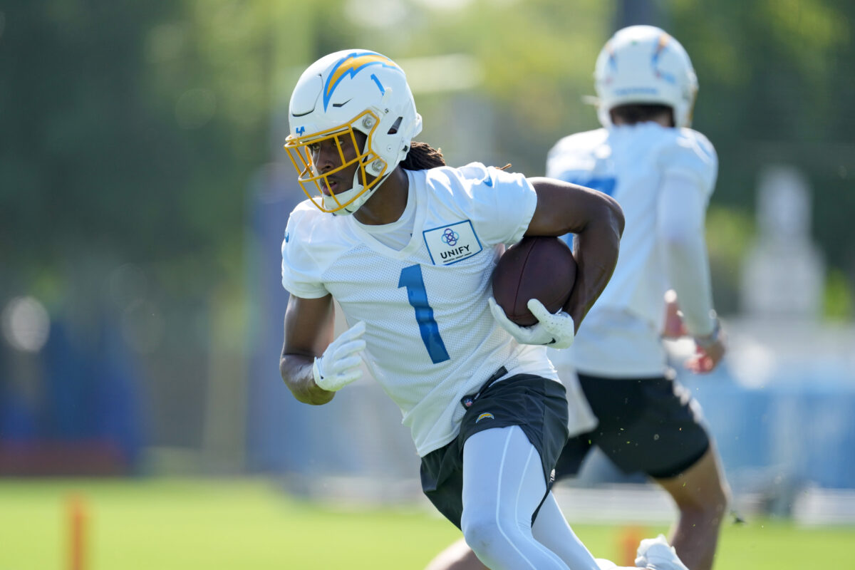 Sights and sounds from Chargers training camp: Day 2