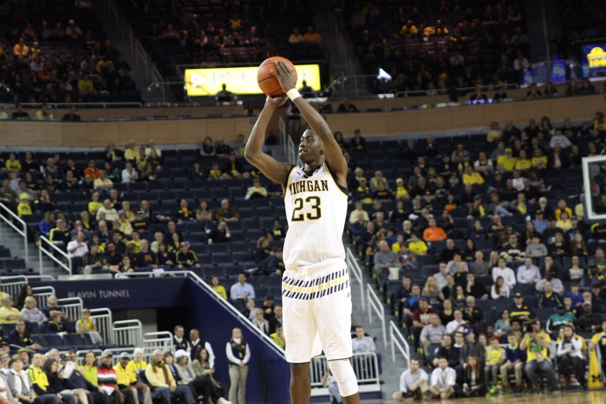 Former Michigan basketball G Caris LeVert agrees to new two-year deal