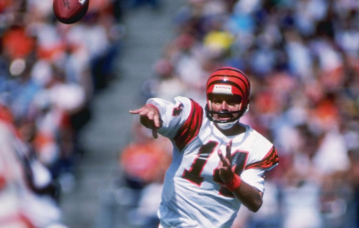 Ken Anderson chosen as Pro Football Hall of Fame senior finalist again