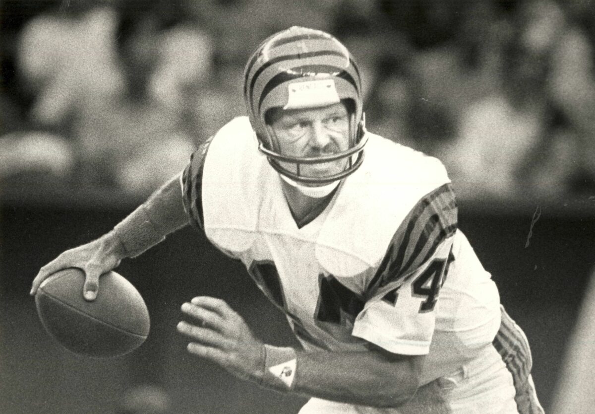 Bengals great Ken Anderson again chosen as Pro Football Hall of Fame Senior semifinalist