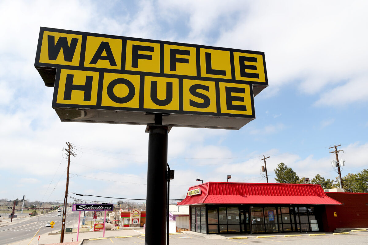 Which states in the U.S. have the most Waffle House locations?