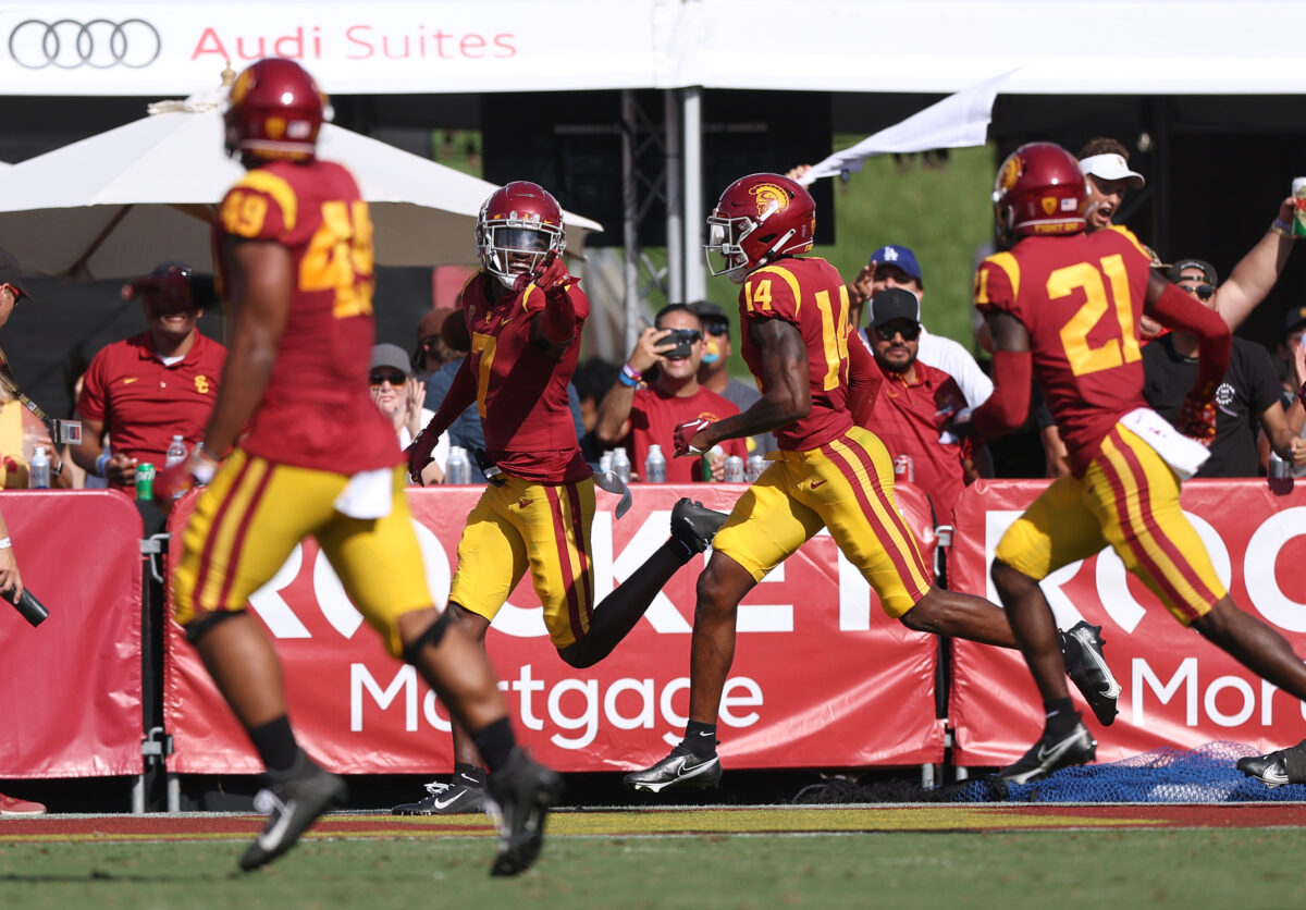 USC defensive backs need injured 2022 players to shine in 2023